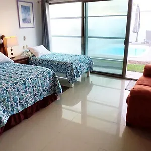  Privatunterkunft Casa Abril Cozzy Suites